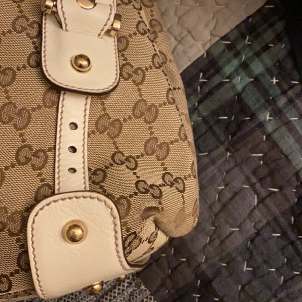 Authentic Gucci Handbag - Picture 8 of 8